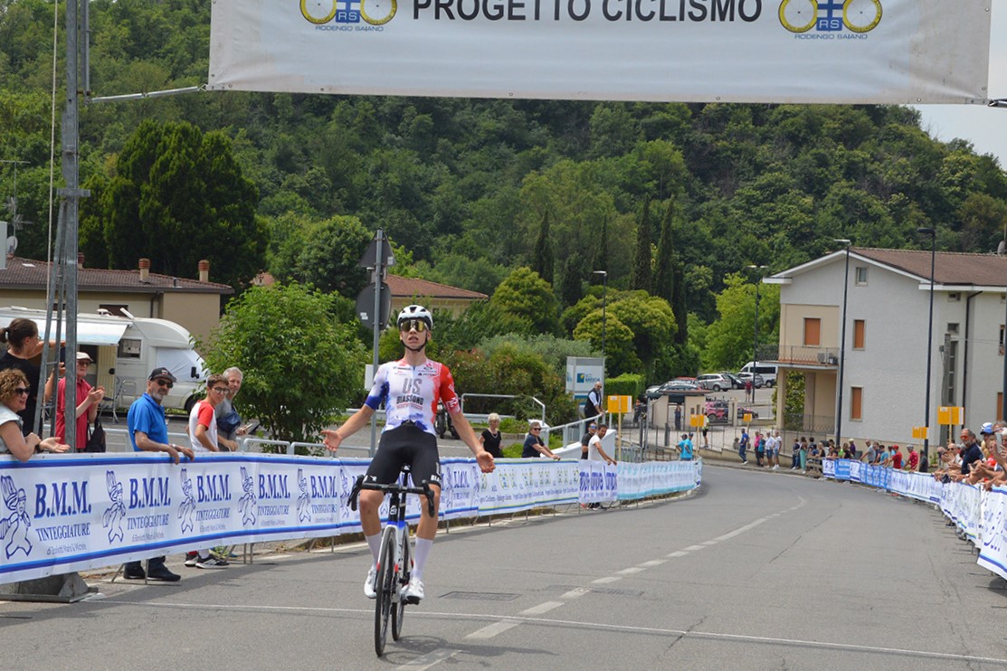 Arrivo Trofeo Sponsor Progetto Ciclismo